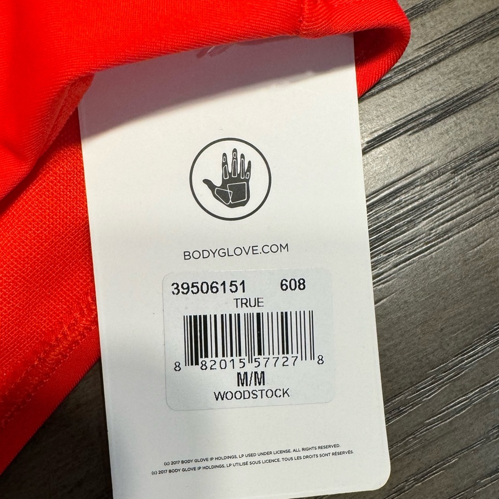 BODY GLOVE WOMENS RED BIKINI MEDIUM NWT - Picture 3 of 4